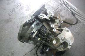 FORD FIESTA MK7 09КОРОБКА ПЕРЕДАЧW 8A6 год,-7002-EB
