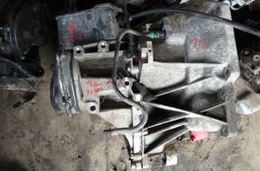 ford fiesta mk7 1,4 tdci КОРОБКА ПЕРЕДАЧw