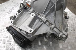 FORD FIESTA MK7 1.25 КОРОБКА ПЕРЕДАЧ 8A6 год,-7002-JG
