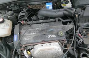 FORD FOCUS 2,0i  КОРОБКА ПЕРЕДАЧW