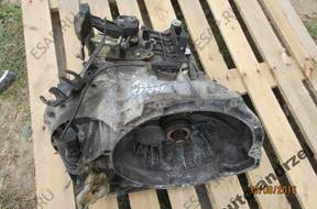 FORD FOCUS MK I 1 РЕСТАЙЛИНГ КОРОБКА ПЕРЕДАЧW 2S4 год,7002PA