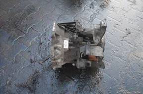 FORD FOCUS MK1 1.6 16V КОРОБКА ПЕРЕДАЧW XS4 год,7002FB