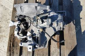 FORD FOCUS MK3 ST КОРОБКА ПЕРЕДАЧW BV6 год,-7002-PCC
