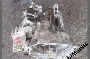 FORD MONDEO MK3 1.8 16V КОРОБКА ПЕРЕДАЧW 4S7 год,7002CA