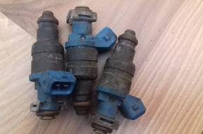 Форсунка  06B133551L AUDI A4 1.8