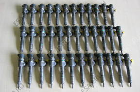 Форсунка  1.9 DCI RENAULT TRAVIC VIVARO 0445110110 B