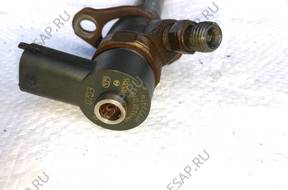 Форсунка  2.4 D5 VOLVO S60 V70 30777314 0445110078