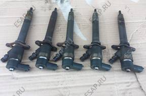Форсунка  2.4 D5 VOLVO S60 V70 S80 XC7 30777314
