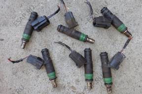 Форсунка   3.0 V6   AUDI A4 , A6 C5  06C133551