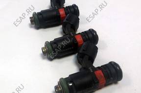 Форсунка   3szt Skoda Fabia II 03E906031C