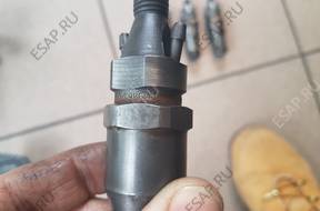 Форсунка 4  mercedes sprinter 208 d 0986430197 bosch
