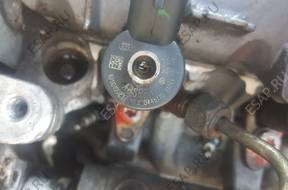 Форсунка  8200100272 0445110110  Renault 1.9 dci