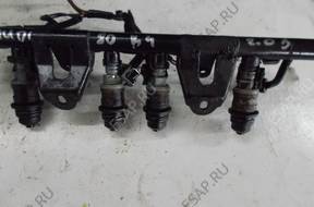 Форсунка   Audi 80 B4 2.0B 8V 037906031C