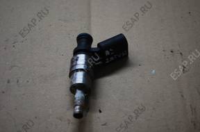Форсунка   AUDI A3 8P0 2.0 TFSI 06F906036A