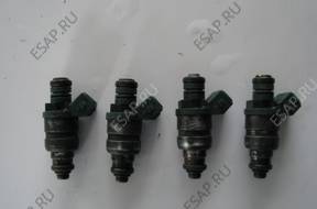 Форсунка   AUDI A3 GOLF IV 1.6 037906031aa