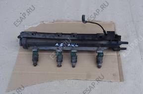 Форсунка AUDI A3 GOLF IV 1.6 AKL  ТОПЛИВНАЯ РАМПА