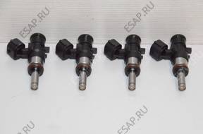 Форсунка AUDI A4 A5 A6 Q5  ТОПЛИВА  06L906031A
