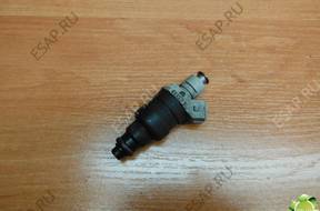 Форсунка AUDI A4 B5 1.6   078133551N