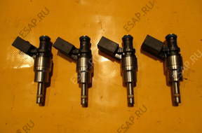 Форсунка AUDI A4 B7 2.0 TFSI   06F906036G