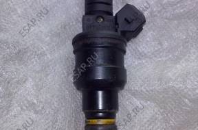 Форсунка AUDI A8 D2 3,7 V8 AEW  077133551G
