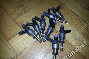 Форсунка AUDI RS4 RS5  4,2FSI