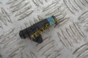 Форсунка AUDI VW   06B133551K