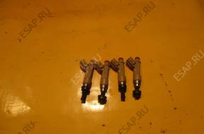 Форсунка AURIS II 1.8 HYBRYDA   23250 0T030