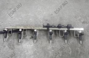 Форсунка BMW 3 e90 e91 325i   ТОПЛИВНАЯ РАМПА 7531634