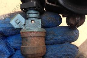 Форсунка BMW E30 ТОПЛИВНАЯ РАМПА  BOSCH 0280150715 170cc