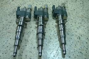 Форсунка  BMW E60 E61 E63 E90 E91 13537589048