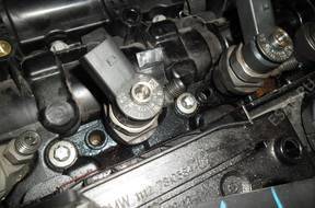 Форсунка   BMW E90 320D N47D20C 7798446
