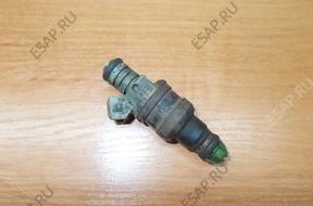 Форсунка BMW  SERIA 5 E34 520i 2.0