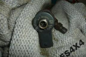 Форсунка cherokee 2.8 crd   0445110218