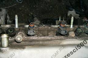 Форсунка COROLLA E12 1 4 VVTI O3R  ТОПЛИВА