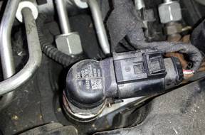 Форсунка FABIA II IBIZA POLO GOLF  1.6TDI 03L130277B