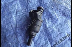 Форсунка GOLF 4 IV 97 2003 год 1.8   06A906031D