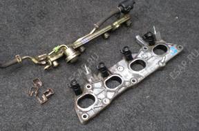 Форсунка HONDA CIVIC 3D 04 05 VII  ТОПЛИВНАЯ РАМПА