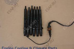 Форсунка  КОМПЛЕКТ 2.5 TDI V6 AUDI,VW, SKODA