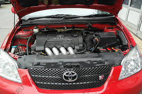 Форсунка  КОМПЛЕКТ COROLLA E12 1.8 VVTL I TS 2004 год
