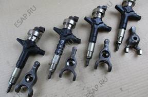 Форсунка КОМПЛЕКТ ФОРСУНКАW 8 98011605 1  D MAX 2.5TD 2009 год