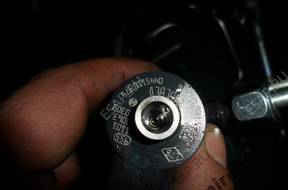 Форсунка  MASTER MOVANO 2.3 DCI M9T 0445110375