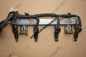 Форсунка MAZDA 3 2004 год. 2.0  ТОПЛИВА