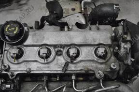 Форсунка Mazda 3 wtrytskiwacze    RF7J  2007 2,0 d