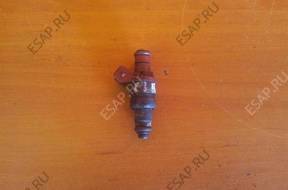 Форсунка   MERCEDES CLK W208 99 2.0 1998 год