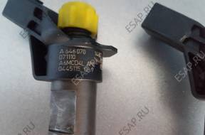Форсунка  Mercedes SPRINTER 906 646 070 1487