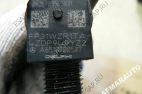Форсунка MERCEDES SPRINTER 906   A6510700587