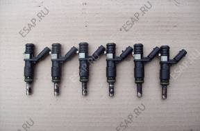 Форсунка MERCEDES W218 W211 350CGI A272  A2720780249