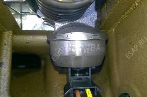 Форсунка НАСОС  AUDI VW GOLF V 1.9 TDI BXE 038130073AG