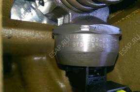 Форсунка НАСОС  AUDI VW GOLF V 1.9 TDI BXE 038130073AG