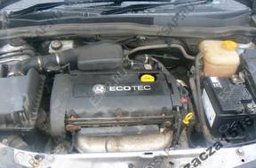 Форсунка OPEL ASTRA III H 1.6 16V  ТОПЛИВНАЯ РАМПА